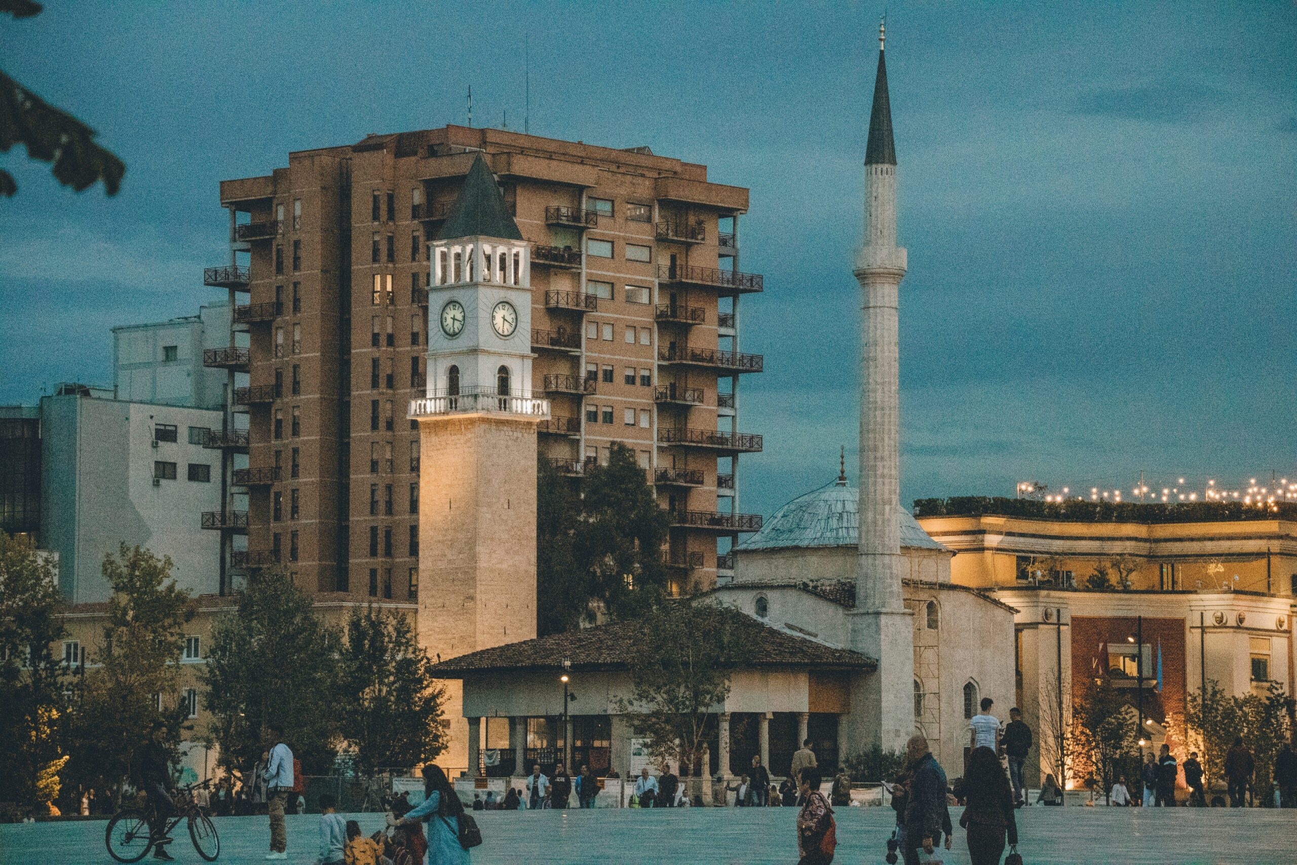 Vivre en Albanie — centre-ville de Tirana, capitale dynamique où vivent la majorité des expatriés